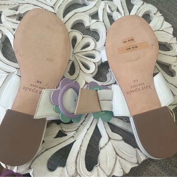 Kate Spade Tabi Flower Sandals Shoes Women’s 6 NEW - Picture 6 of 9